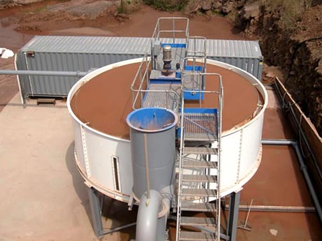 濃縮機(jī) 濃縮機(jī)