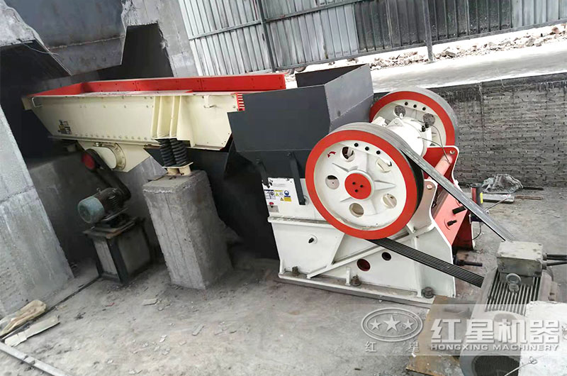 顎式破碎機設備 顎式破碎機設備