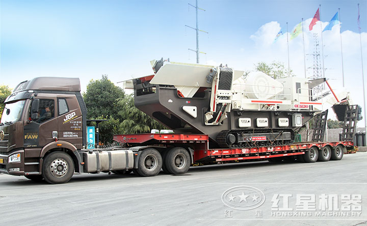環(huán)保移動破碎機出發(fā)現場