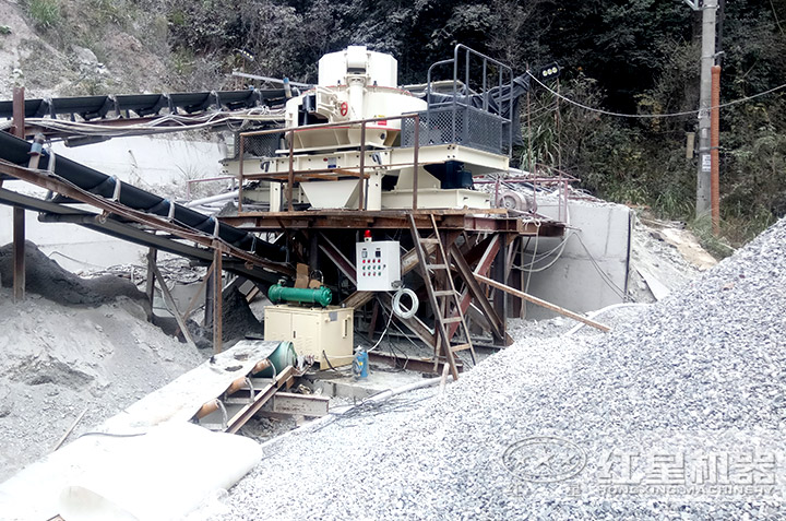 制砂設(shè)備現(xiàn)場(chǎng)實(shí)拍，可在線咨詢單臺(tái)設(shè)備或生產(chǎn)線報(bào)價(jià)